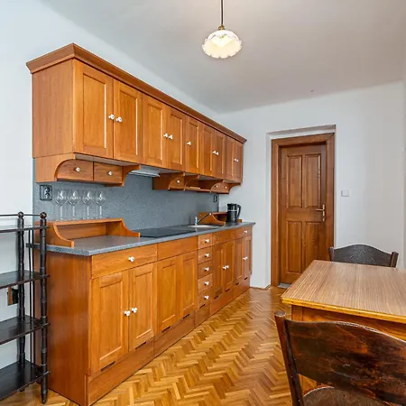 شقة Central Apartment