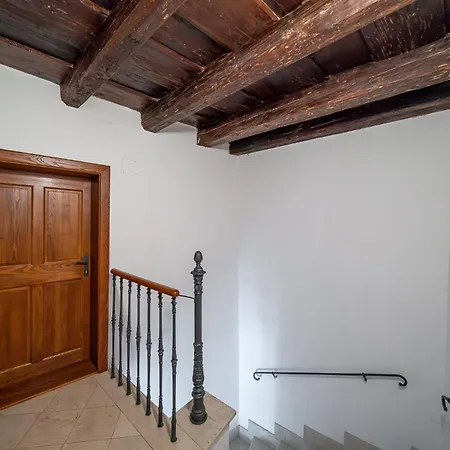 Central Apartment أولوموك