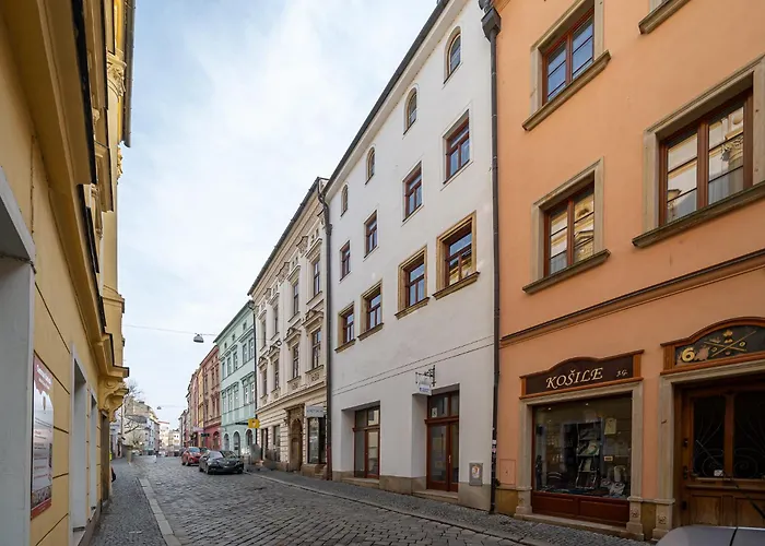 Central Apartment Apartman
